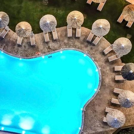 Evia Hotel & Suites Marmari  Екстер'єр фото