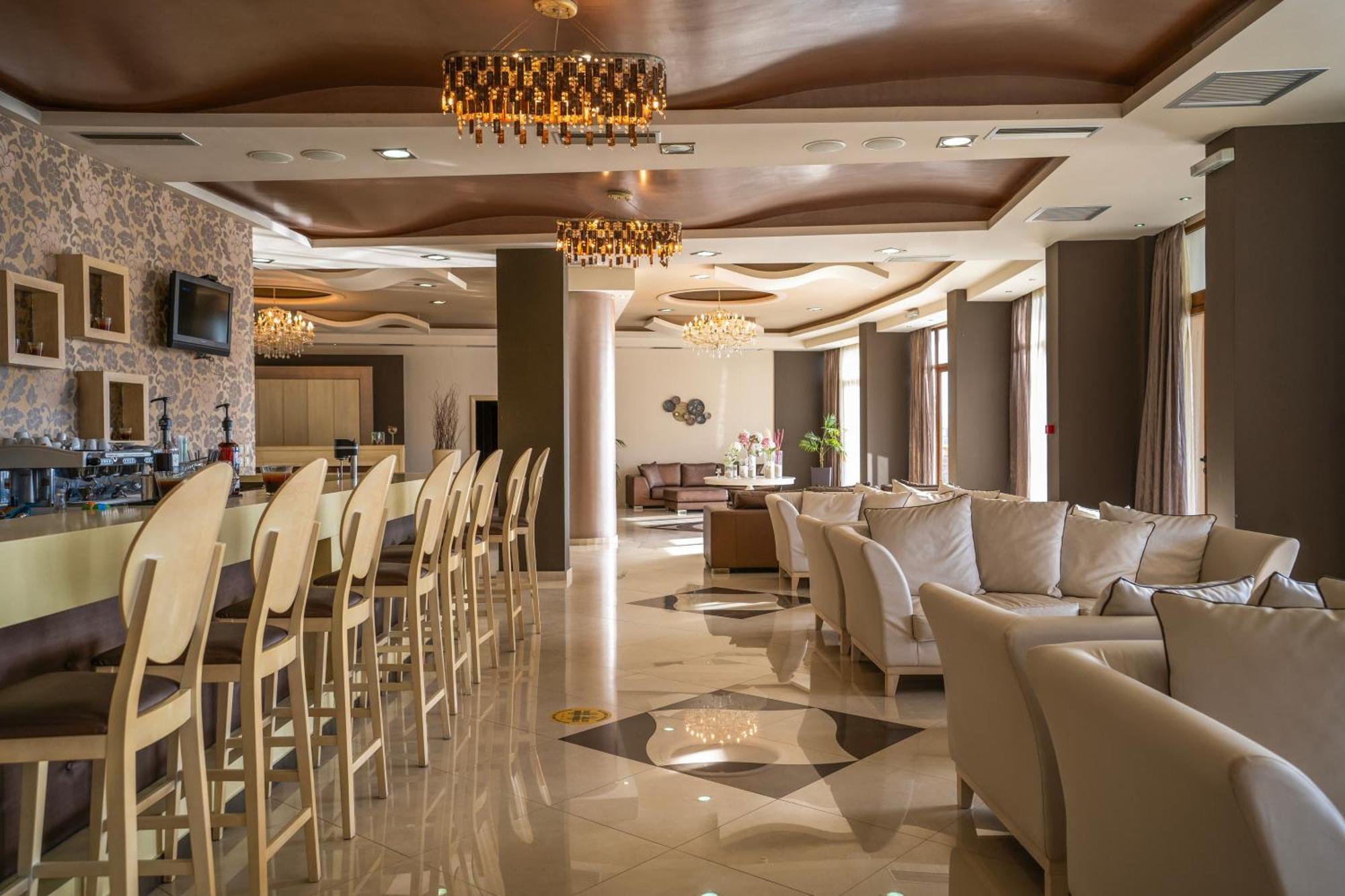 Evia Hotel & Suites Marmari  Екстер'єр фото